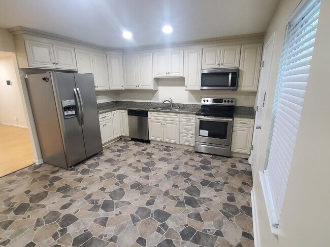 Foto del edificio - 233 Beechwood Ave