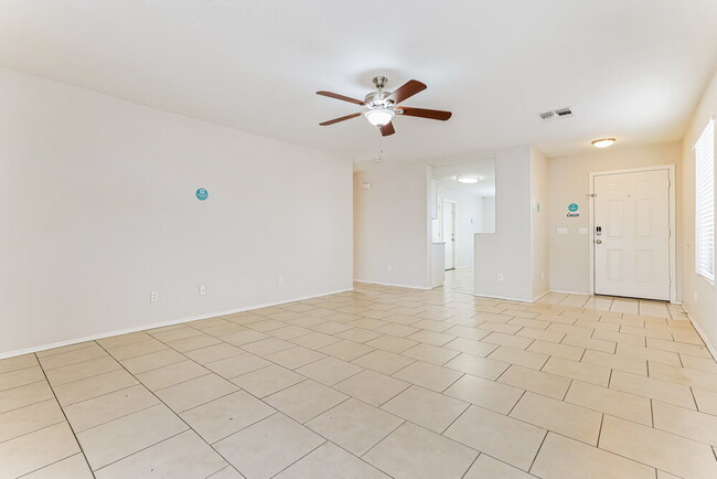 Foto del edificio - 2513 N 114th Ave