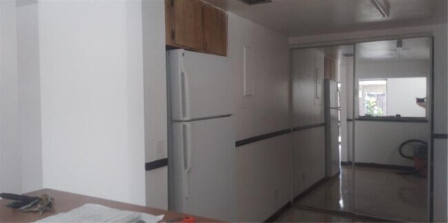 Building Photo - 4167 SW 66th Ln