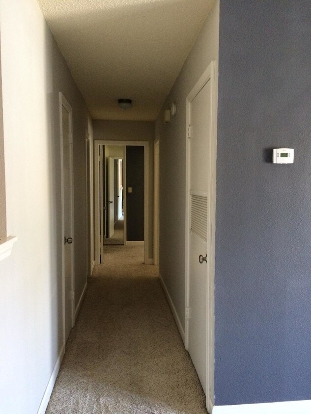 2299 Scenic Hwy, Pensacola, FL 32503 Condo for Rent in Pensacola, FL