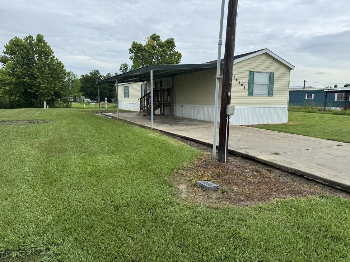 Primary Photo - 7606A Ling Rd