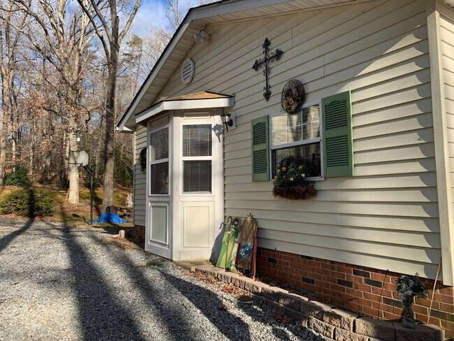 Building Photo - 200 off 2nd Months Rent  - Adorable Cotta