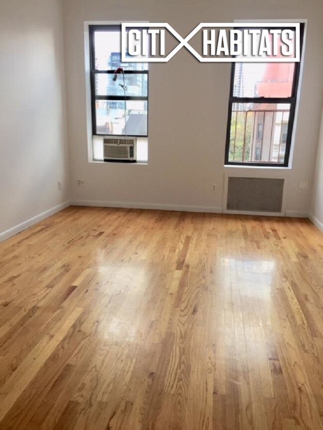 Foto del edificio - 1498 3rd Ave
