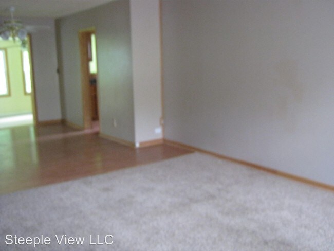 Building Photo - 2 br, 1 bath House - 642 Fayette St