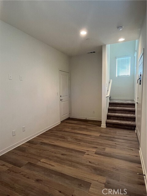 Building Photo - 3570 W Savanna St