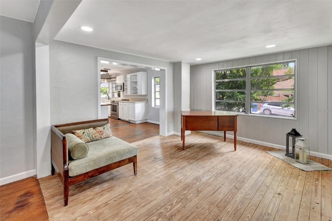 Foto del edificio - 311 N Blue Lake Terrace