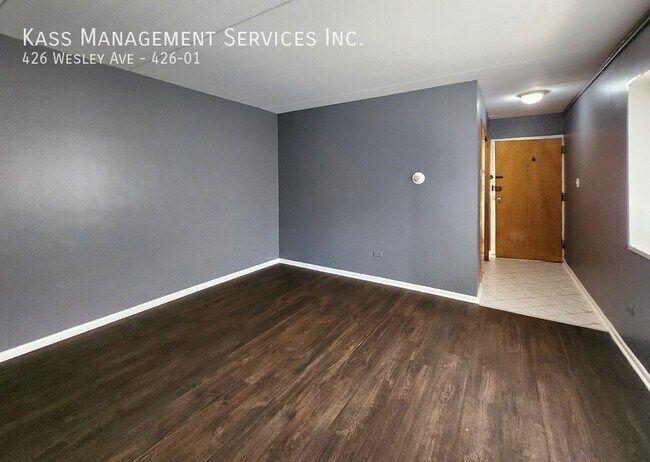 Foto del edificio - 426 Wesley Ave