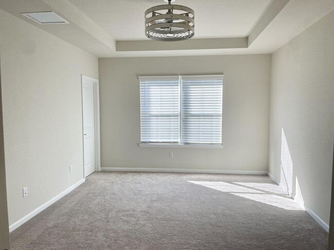 Building Photo - 1818 SE Ocean Cove Way