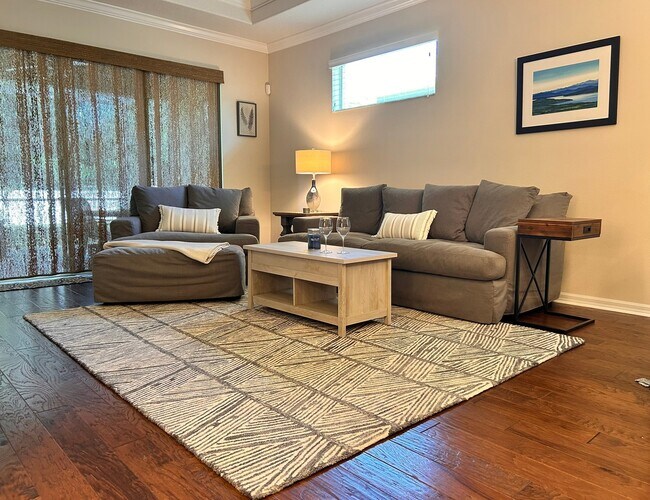 Foto del edificio - 655 14th St NW