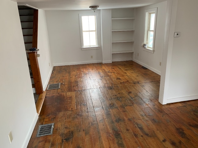 Building Photo - 26 Gault Ave