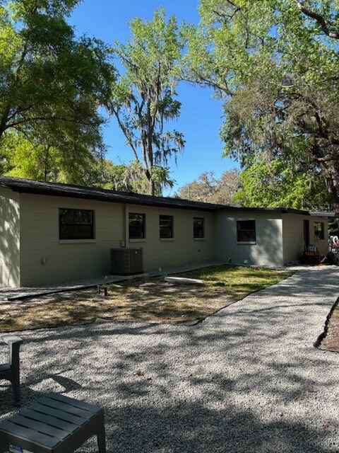 Foto del edificio - 3901 SE 13th Terrace