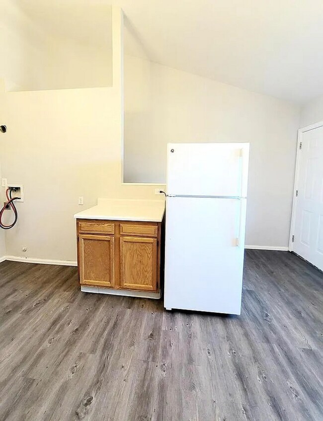 Foto del edificio - 1707 Oakshire Ln