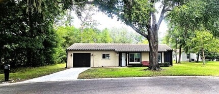 Building Photo - 10444 Kingbrook Ln