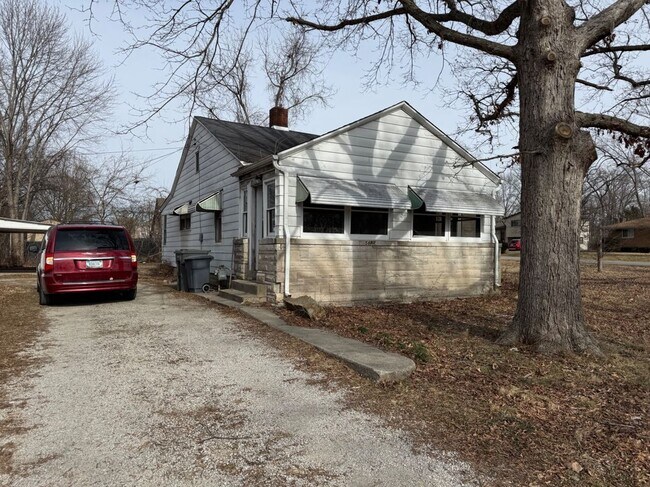 Foto del edificio - 5834 E 20th St