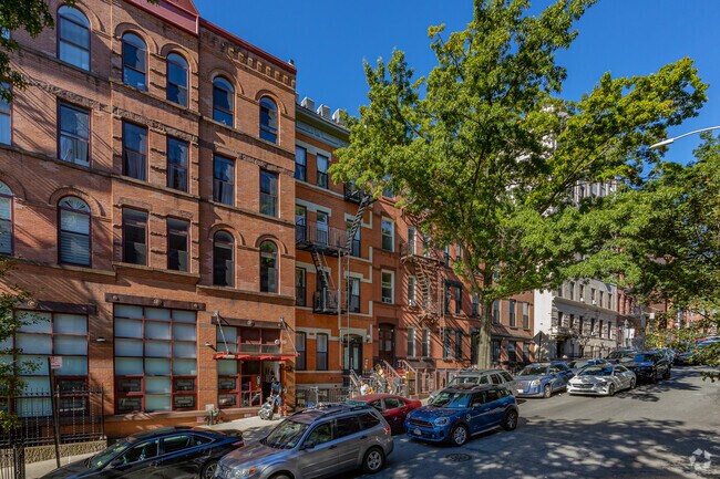 Building Photo - 462 West 146th St.