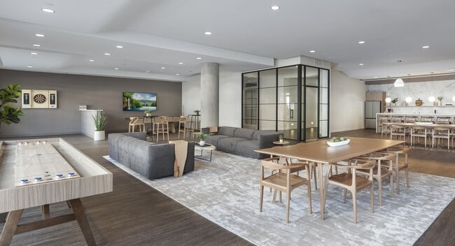 Building Photo - 75 Tresser Blvd Apartments