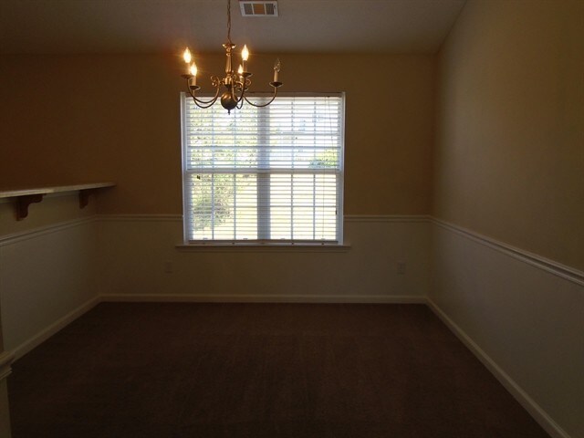 Building Photo - 1304 Kent Manor