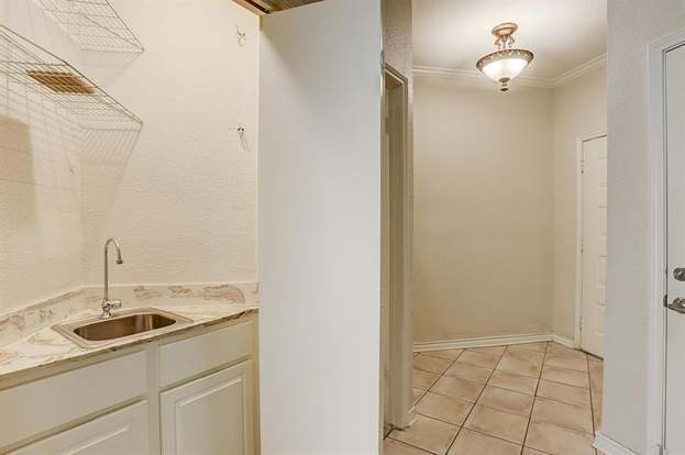 Foto del edificio - 1330 Augusta Dr