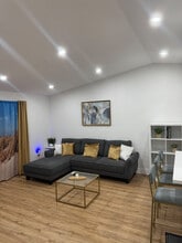 Building Photo - 20423 NW 29th Pl