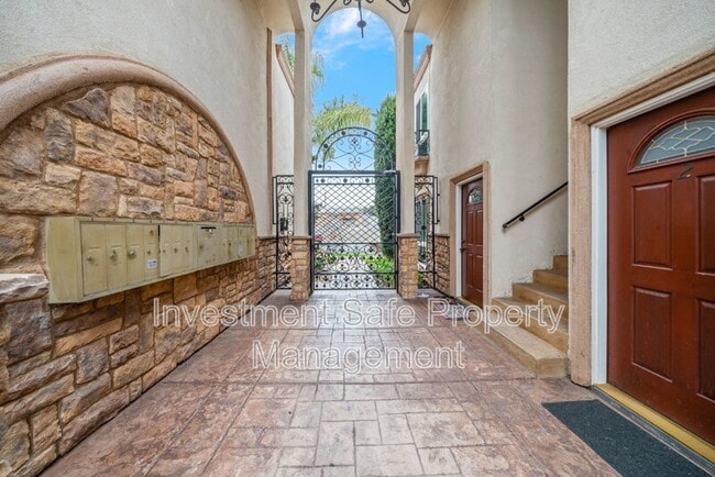 Foto del edificio - 3562 Marlborough Ave