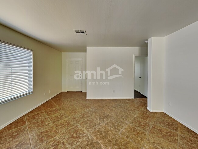 Foto del edificio - 15030 N 150th Ln