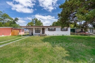 Building Photo - 5601 Andora St