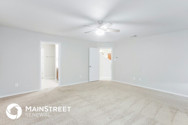 Foto del edificio - 1213 Basswood Ln