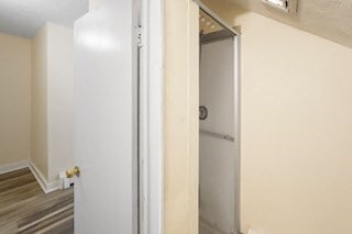 Building Photo - 114 Appleton St