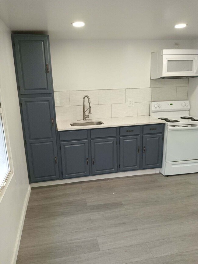 95 Orchard St, Glen Lyon, PA 18617 Townhome Rentals in Glen Lyon PA