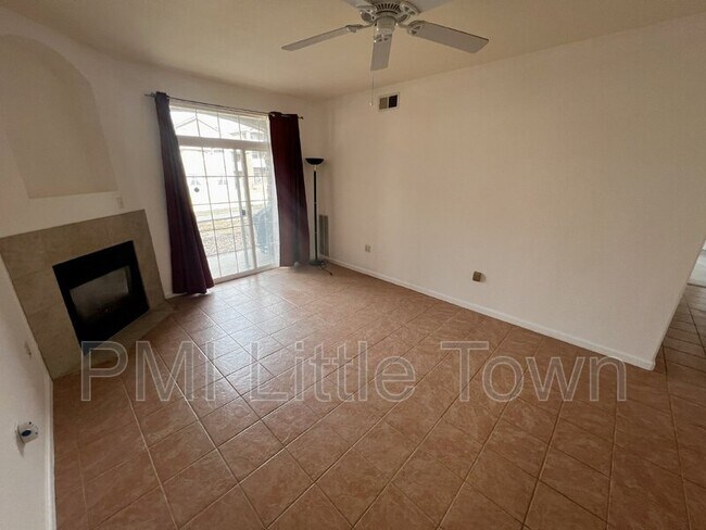Foto del edificio - 7440 S Blackhawk St