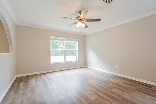 Building Photo - 256 Bella Rosa Cir