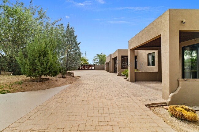Foto del edificio - 6540 E Wildcat Dr
