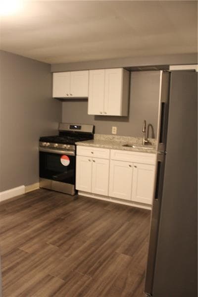 Building Photo - 150 Rothesay Ave