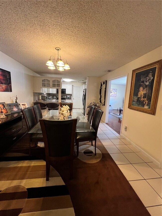 Building Photo - 5070 Ponderosa Ln