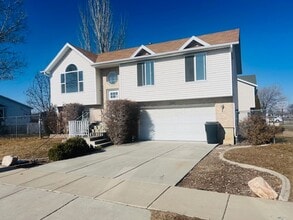 Building Photo - 2242 W 1680 N