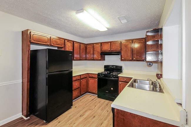 Foto del edificio - 107 Summerfield Dr
