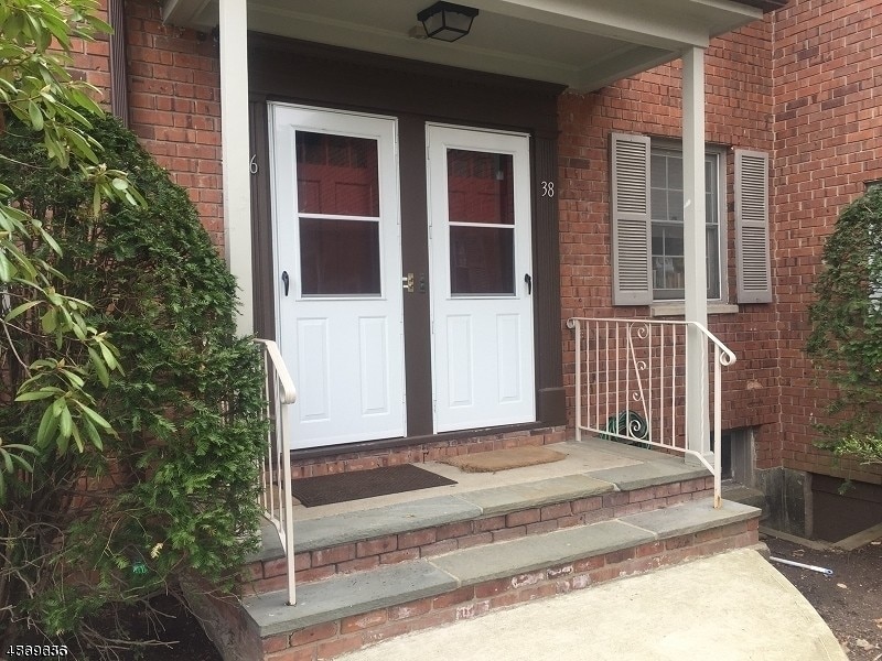 36 Lakeside Dr Unit B, Millburn, NJ 07041 Condo for Rent in Millburn