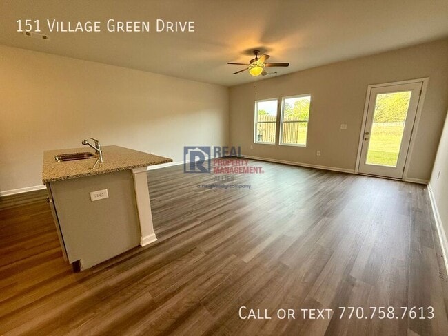 Building Photo - 151 Vlg Grn Dr