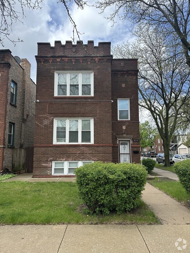 Building Photo - 1656 N Monitor Ave