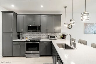 Building Photo - 7555 Rockefeller Dr