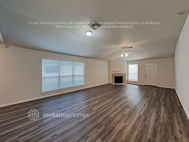 Building Photo - 2411 Cardinal Elm St