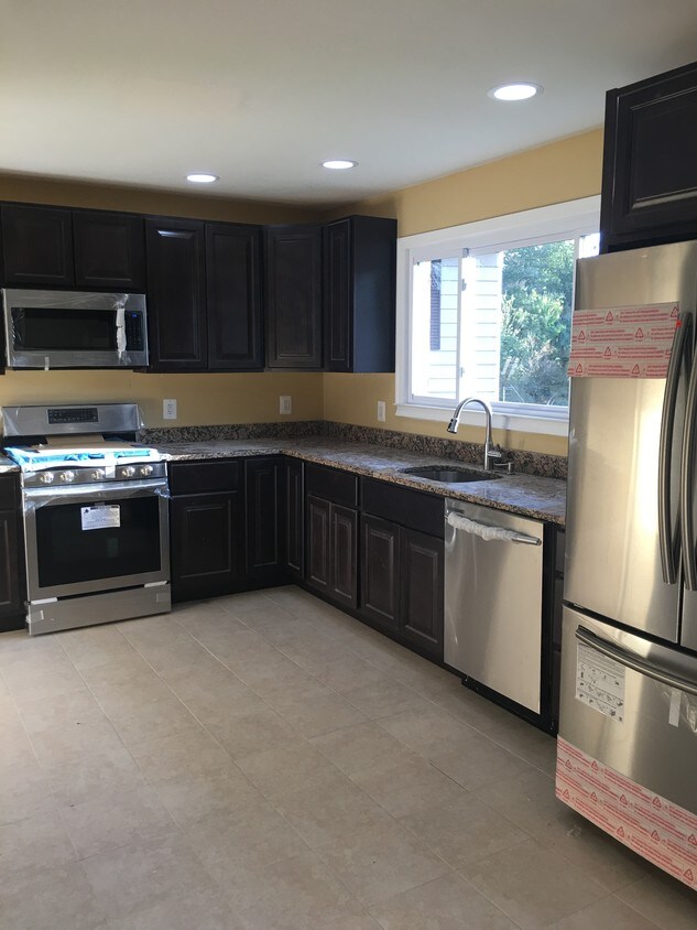 Foto principal - 4605 Moravia Rd