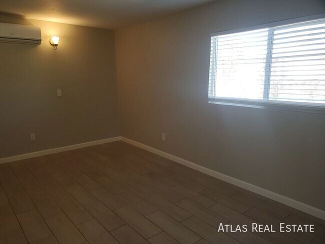 Foto del edificio - 3451 N Flowing Wells Rd