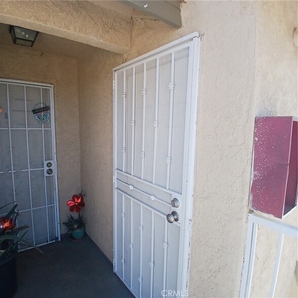 Building Photo - 509 E Ave Q-2