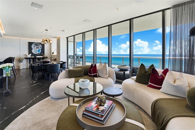 Building Photo - 5875 Collins Ave