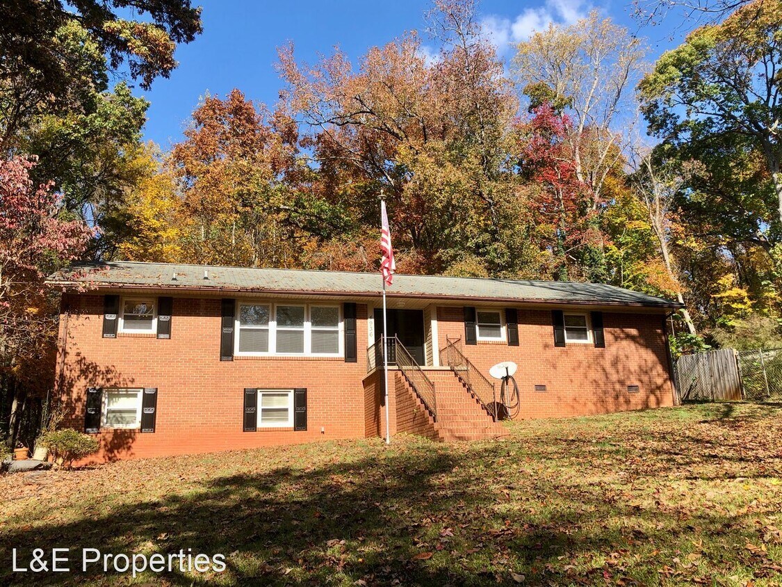 4936 Bright Rd, Charlotte, NC 28214