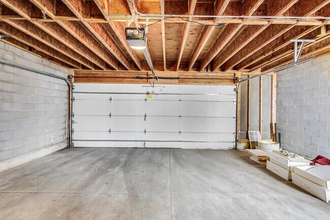 Building Photo - 1518 N Paulina St