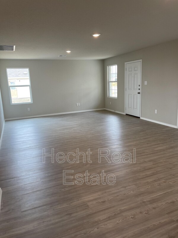 Foto del edificio - 10727 Prusiner Dr