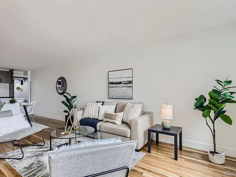 Foto principal - 1200 Emerson St