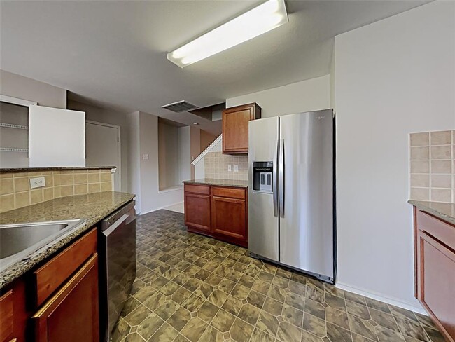 Building Photo - 410 Remington Creek Dr